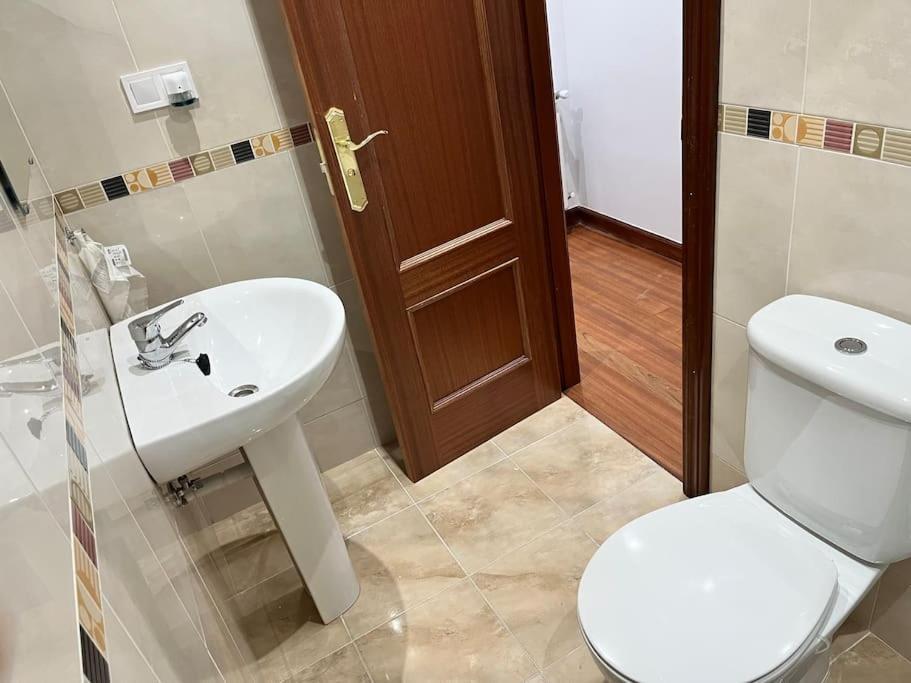 Ferienwohnung Piso Acogedor Y Centrico Santoña Exterior foto